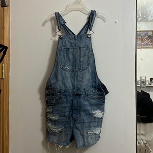 American eagle overall shorts, size M, ripped overall shorts